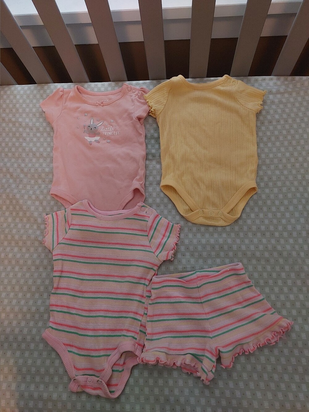 garanimals carters bodysuits and shorts 3-6 months